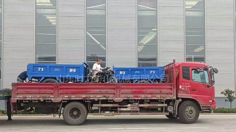 兩臺載重3噸礦用柴油三輪車發貨安徽某鋁礦